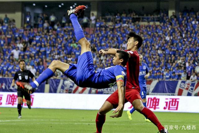 约基奇缺阵掘金大胜快船 文班10分马刺负雄鹿